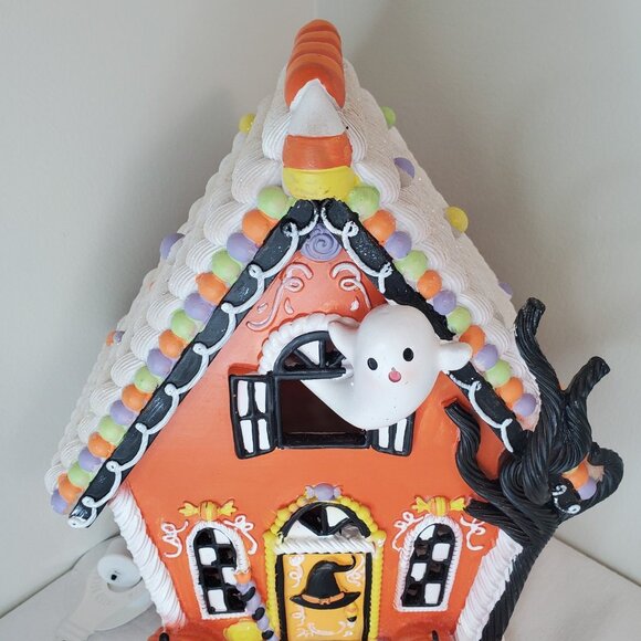Ghoulish Halloween Gingerbread House ORANGE Frosted CandyFast LED Light Up Decor - Picture 14 of 14